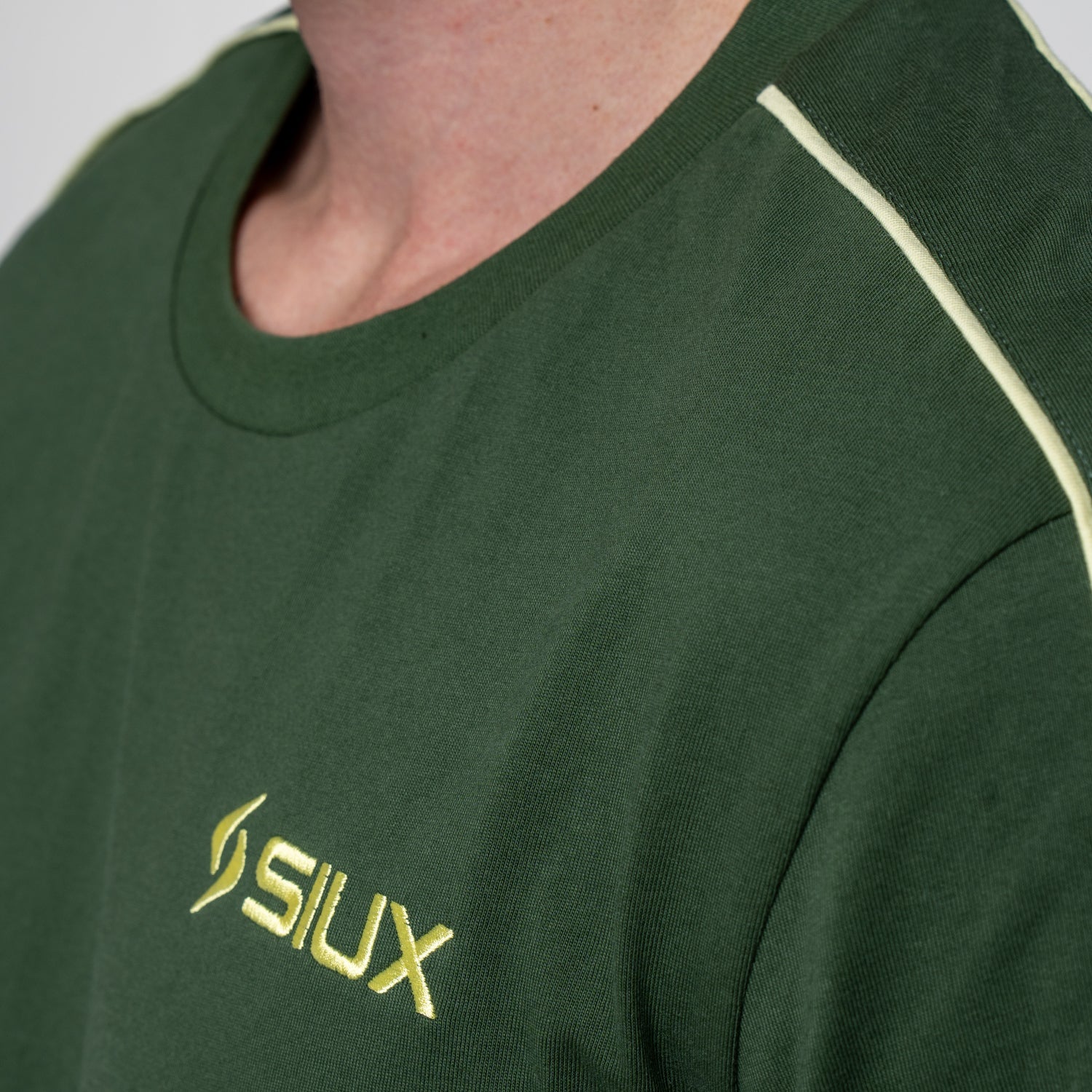 SIUX Gareh Green Casual Shirt detail - Onyx & Bloom Sports