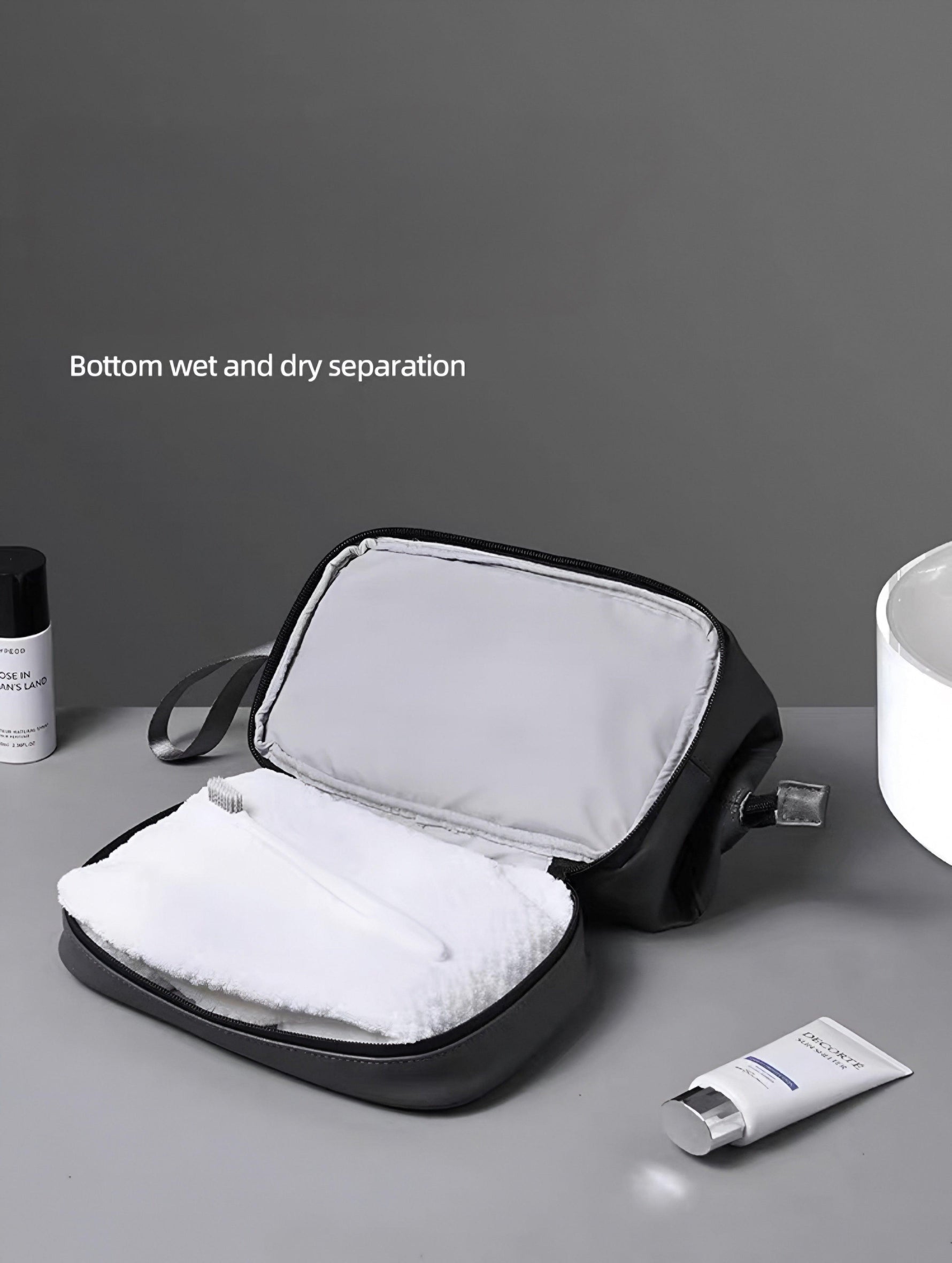 Gentleman Travel Bag detail - Onyx & Bloom Lifestyle