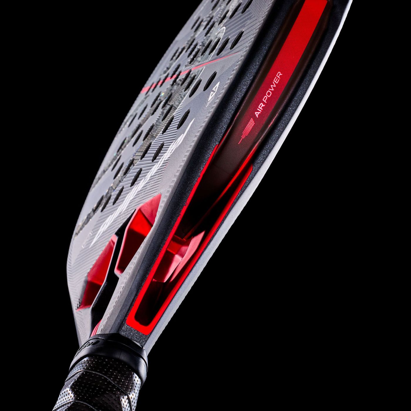 Bullpadel Hack 05 Hybrid 27 Design Detail - Onyx & Bloom Sports